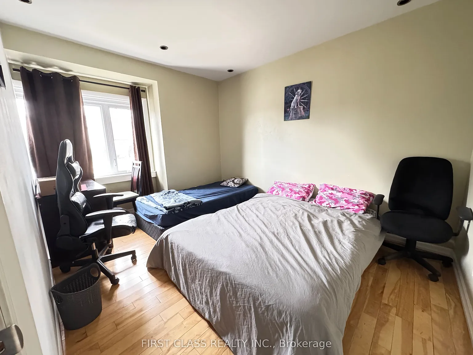 6 bed, $3,890 — Photo 4