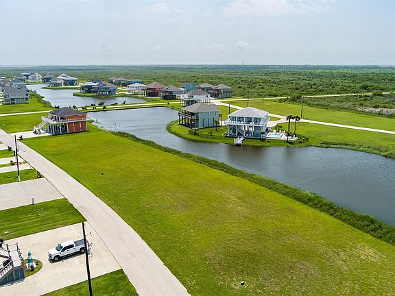4th image of 3829 Biscayne Beach Rd