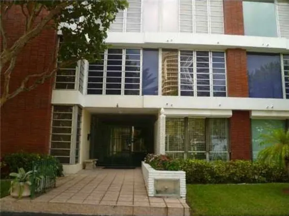 10210 Collins Ave APT 304, Bal Harbour, FL 33154