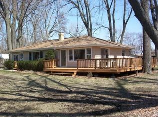 1233 Beach St, Crystal Lake, IL 60014