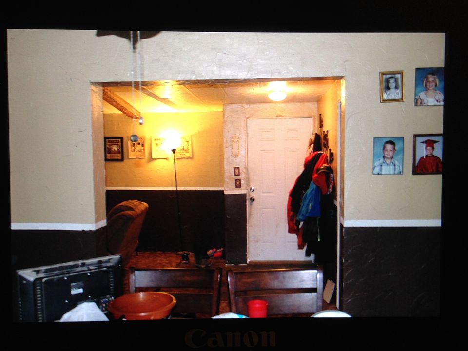 1st image of 912 School Ave