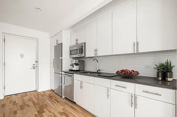 280 Ashland Pl #315 — Photo 1