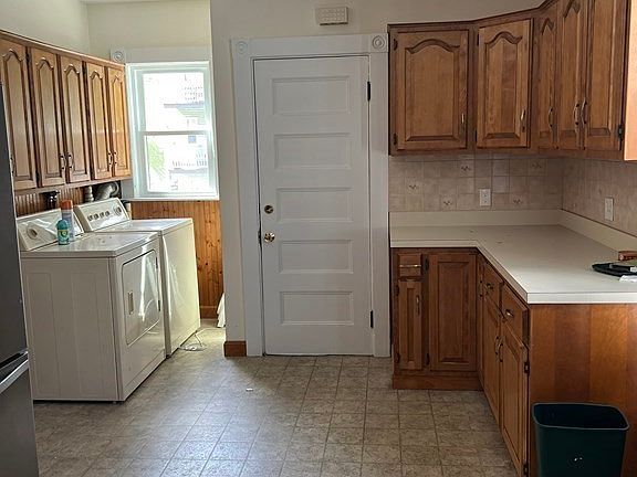 2nd image of 16 Sullivan Rd