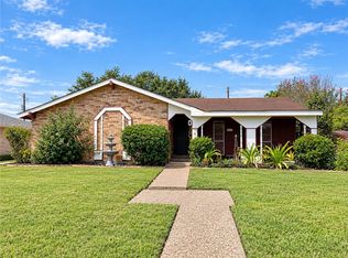 6105 Pebble Beach Dr, Corpus Christi, TX 78413