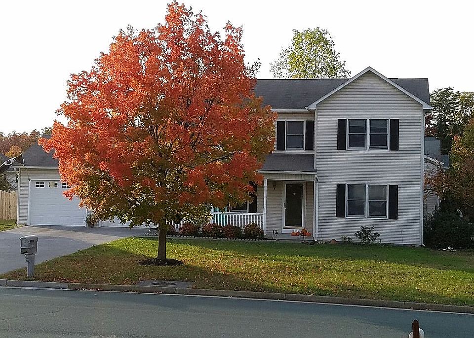 1st image of 106 Cottonwood Ave