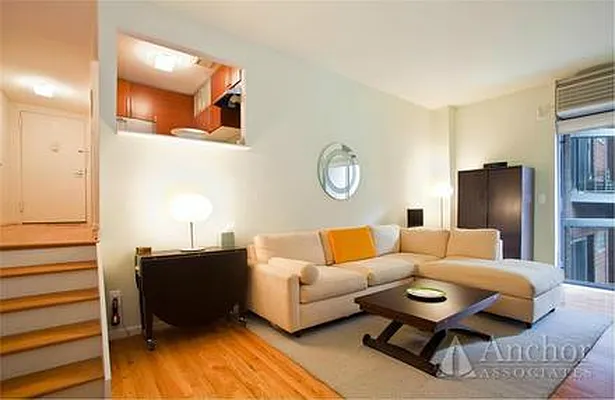 Rented by Anchor Associates | media 24