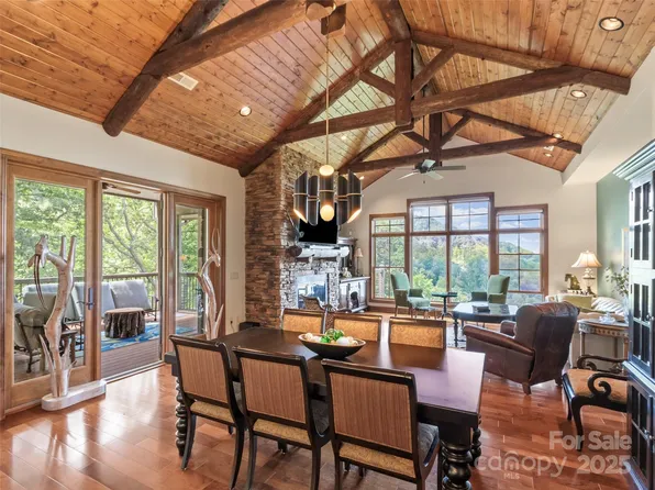 224 Logging Horse Rd, Burnsville, NC 28714