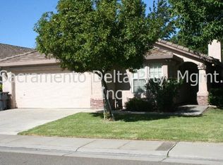 8253 Adelbert Way, Elk Grove, CA 95624