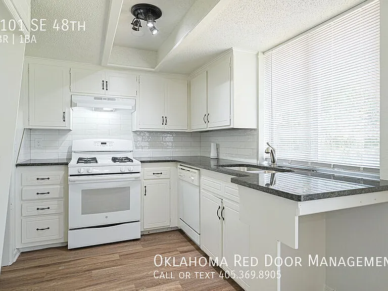 4101 SE 48th St — Photo 18