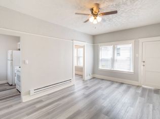 1049 E 5th Street, Long Beach, CA 90802