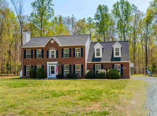6 Meadow Ridge Rd, Troy, VA 22974