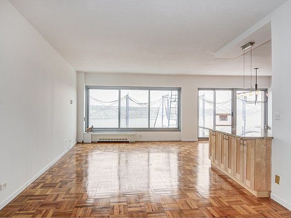 4th image of 4455 Douglas Ave APT 15K