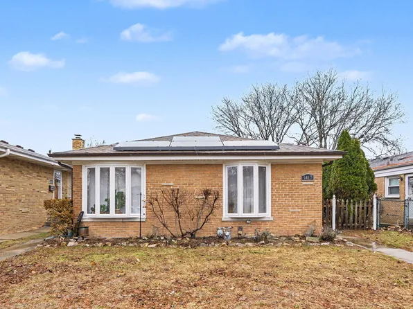 9417 Lawler Ave, Skokie, IL 60077