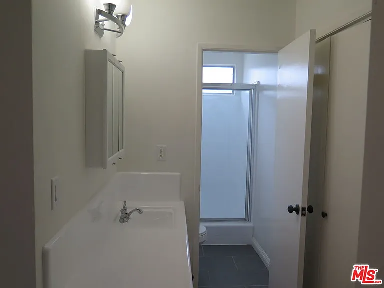 12492 Gilmore Ave #4 — Photo 12