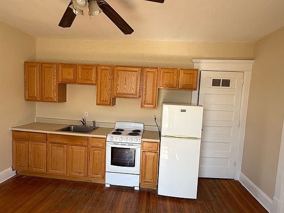 5th image of 22 Seminary Hill Rd APT 1