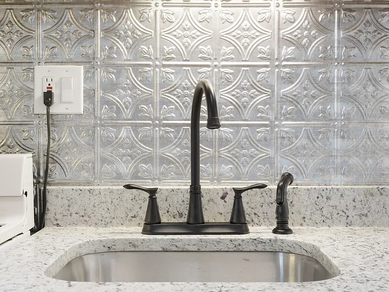 2342 N Spaulding Ave #207 — Photo 5