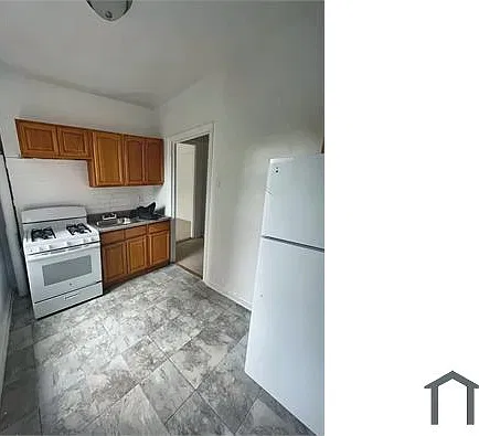 2 bed, $2,816 — Photo 1