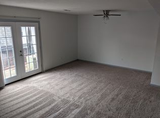 1205 S Holden St APT 2, Warrensburg, MO 64093