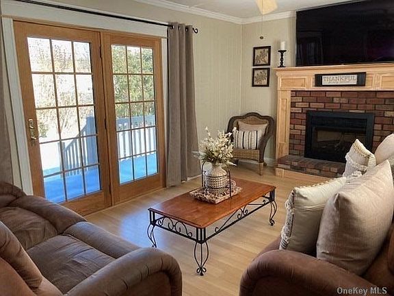5th image of 108 Wagon Ln