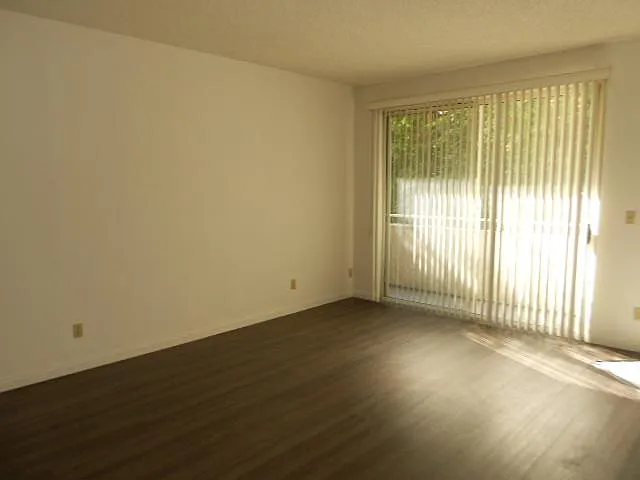 1400 Camden Ave #103 — Photo 6