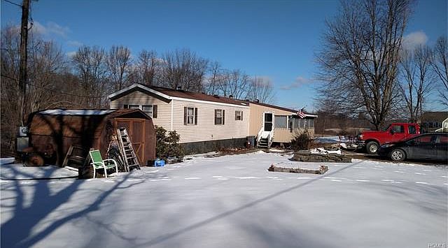 1st image of 136 Orchard Dr