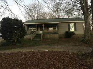 419 Trace Creek Rd, Red Boiling Springs, TN 37150