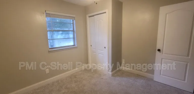 3405 W Yonge St — Photo 10