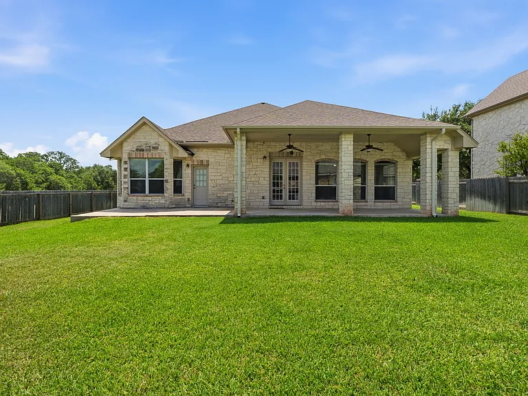 1301 David Cv — Photo 34