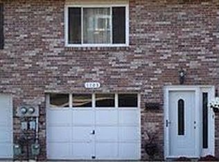 1103 Anna Ave, West Mifflin, PA 15122