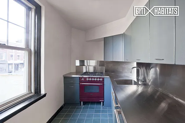 Sold by Citi Habitats | media 13