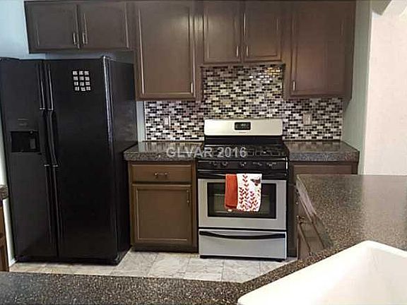 2nd image of 9552 Arrowhead Falls Ct