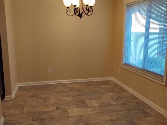 4th image of 8908 Highbridge Dr