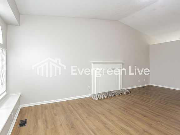 4th image of 11053 Amburg Ct