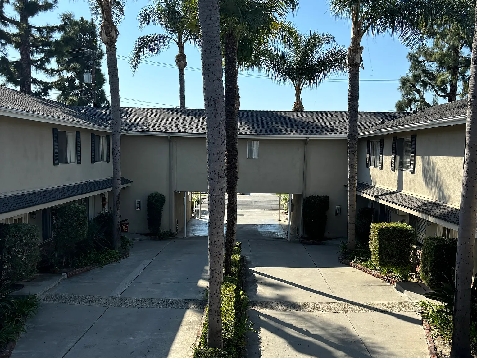 Pinebrook Villas — Photo 2