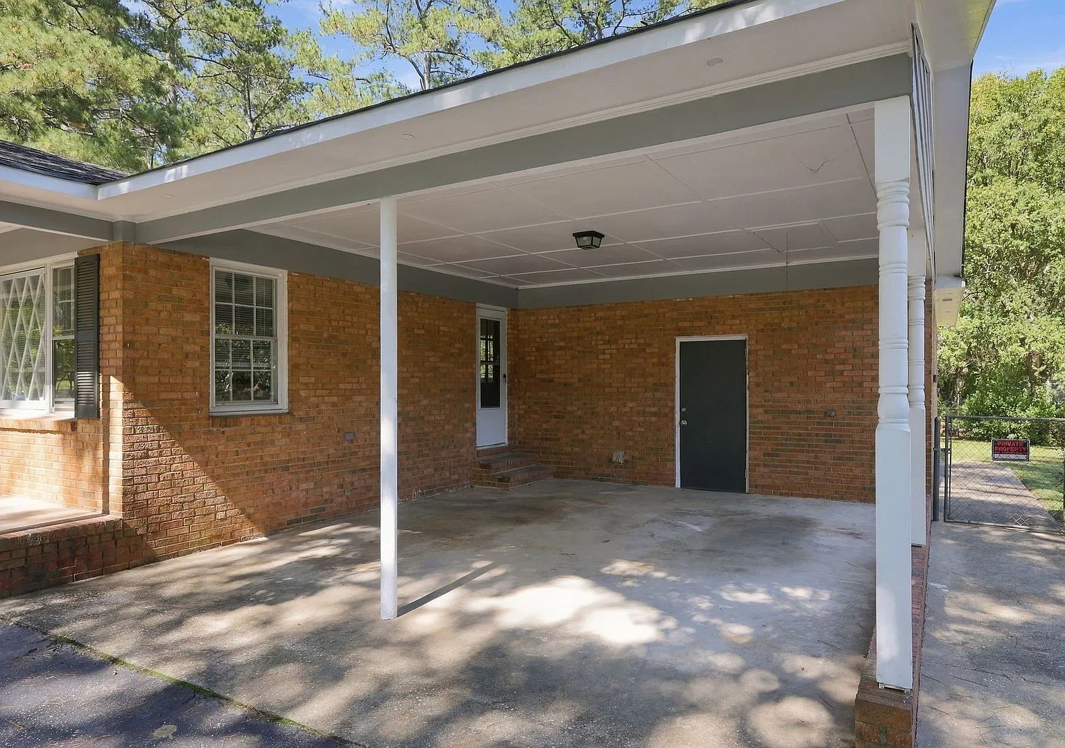 4 Br/2.5 Ba Home - Split Floorplan; Open Spaces — Photo 4