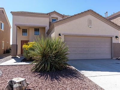 7024 Hawkwatch Rd NW, Albuquerque, NM, 87114
