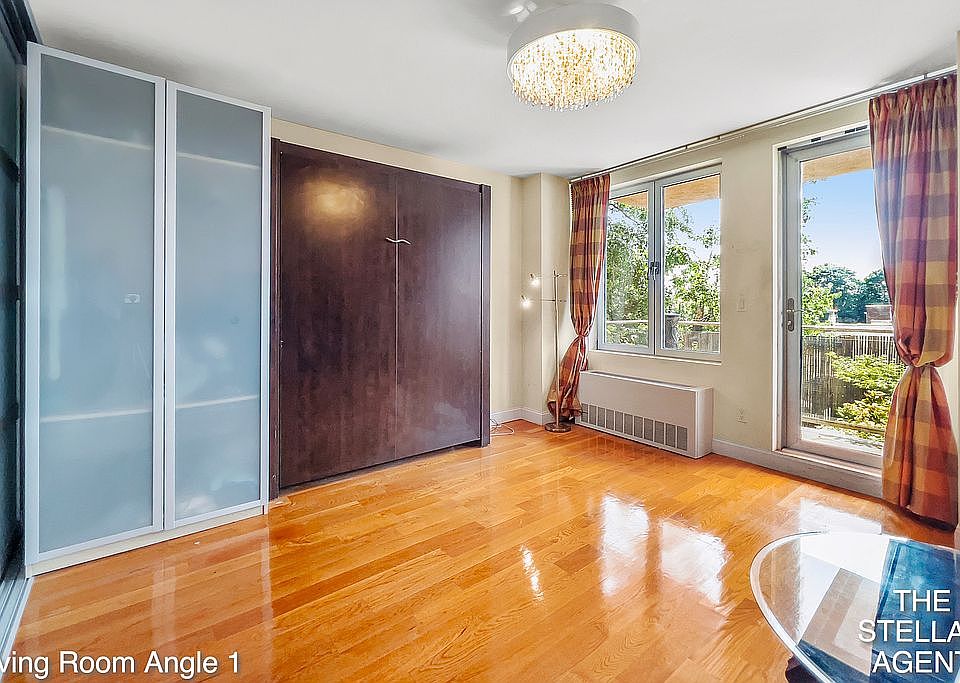 1st image of 390 Kings Hwy APT 3A