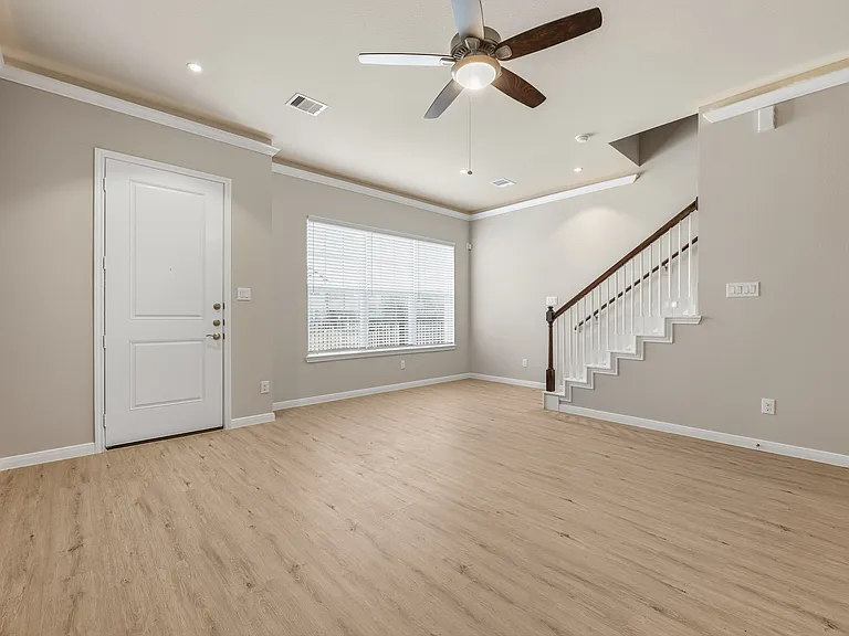Phase II | Living Room with Crown Molding (Plan 3201)
