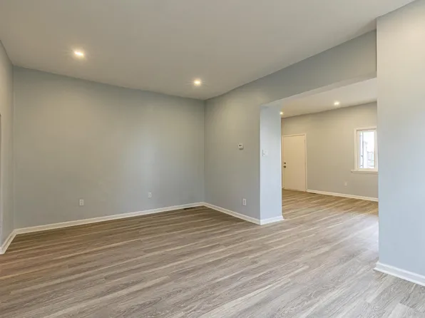 1238 Oakmont St, Pittsburgh, PA 15205