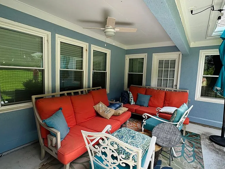 103 Meadow Creek Dr — Photo 50