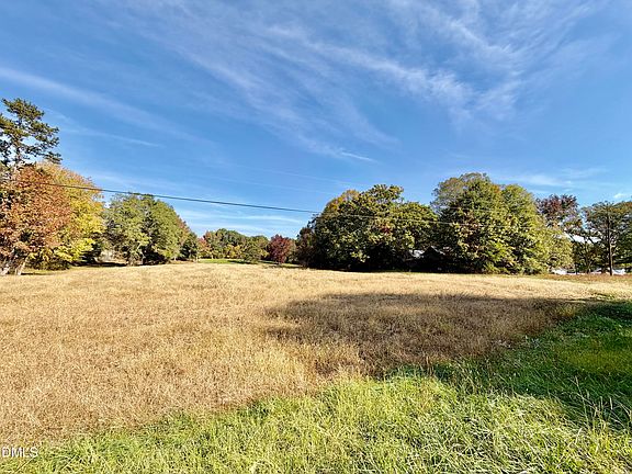 4th image of Noah Davis Rd