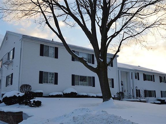 5th image of 26 Colonial Pkwy APT C
