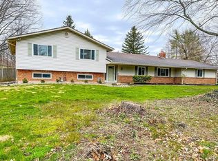 8551 Birchcreek Cir, Dayton, OH 45458
