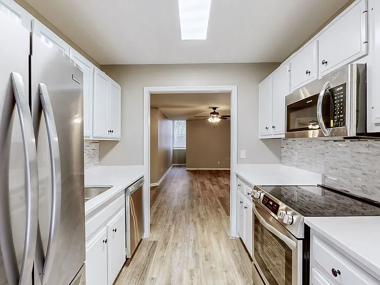 101 Manor Ave — Photo 7
