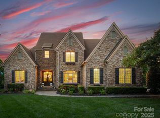 2218 Whiskery Dr, Waxhaw, NC 28173