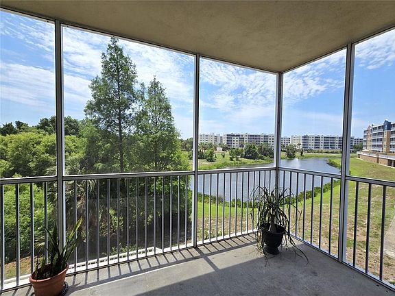 3rd image of 960 STARKEY ROAD #9206