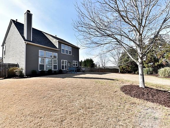 4th image of 3720 Moor Pointe Dr