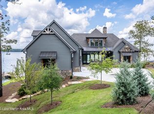 207 Heritage Dr, Alexander City, AL 35010