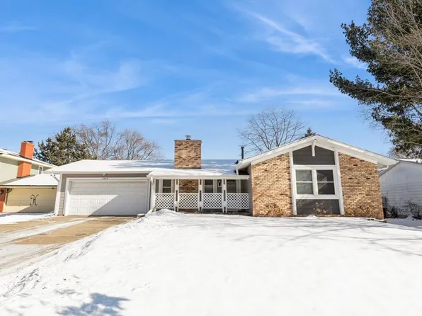 1449 Park Hills Ct, Woodbury, MN 55125