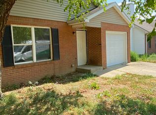 1205 Crown Cir, Lexington, KY 40517